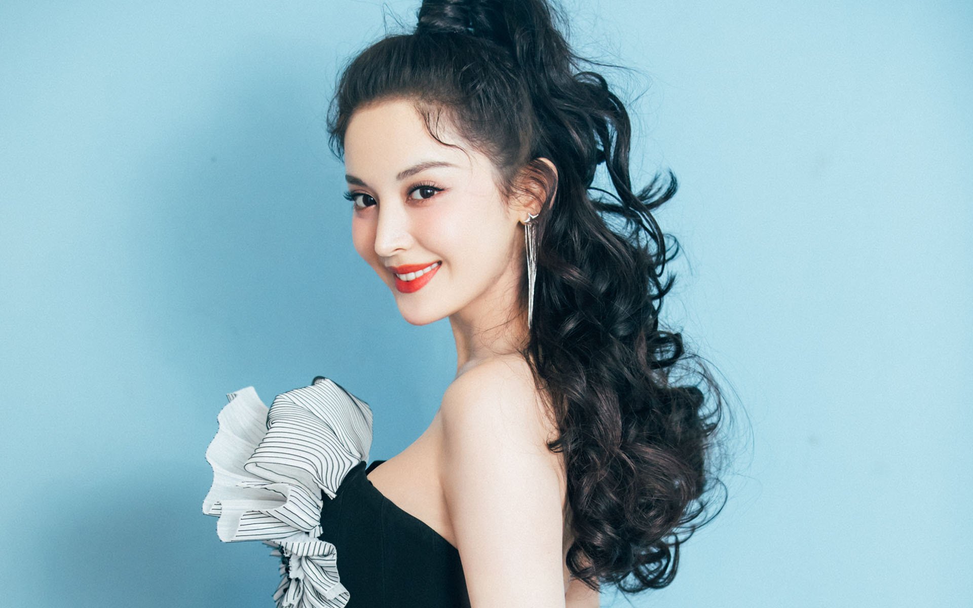 足球青训球员电子档案管理系统试点推广，足球青训试训报名