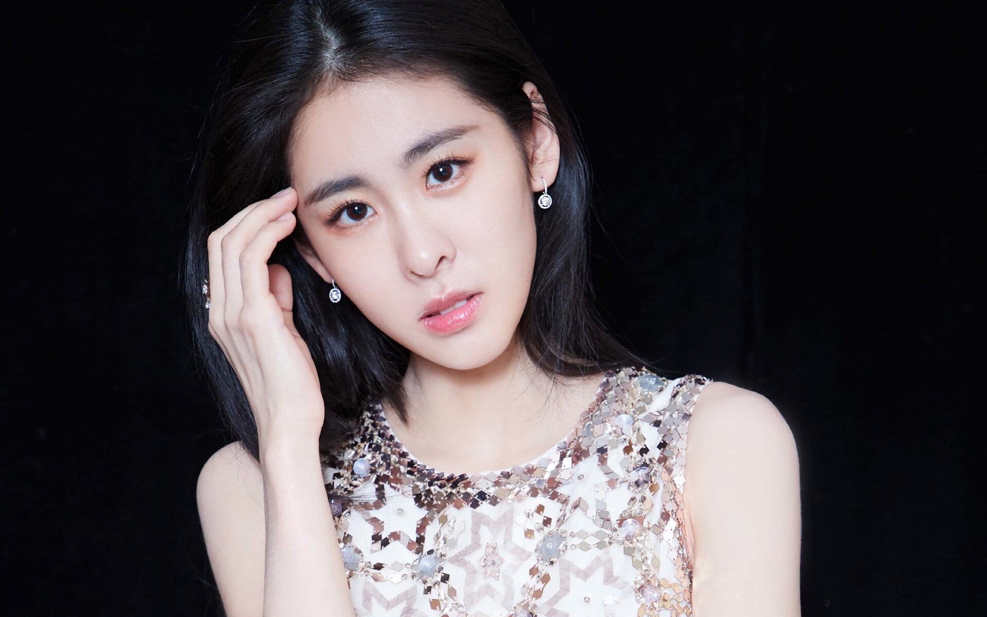 耶稣离任后，新月迅速完成换帅，前风窗外面起雾怎么办