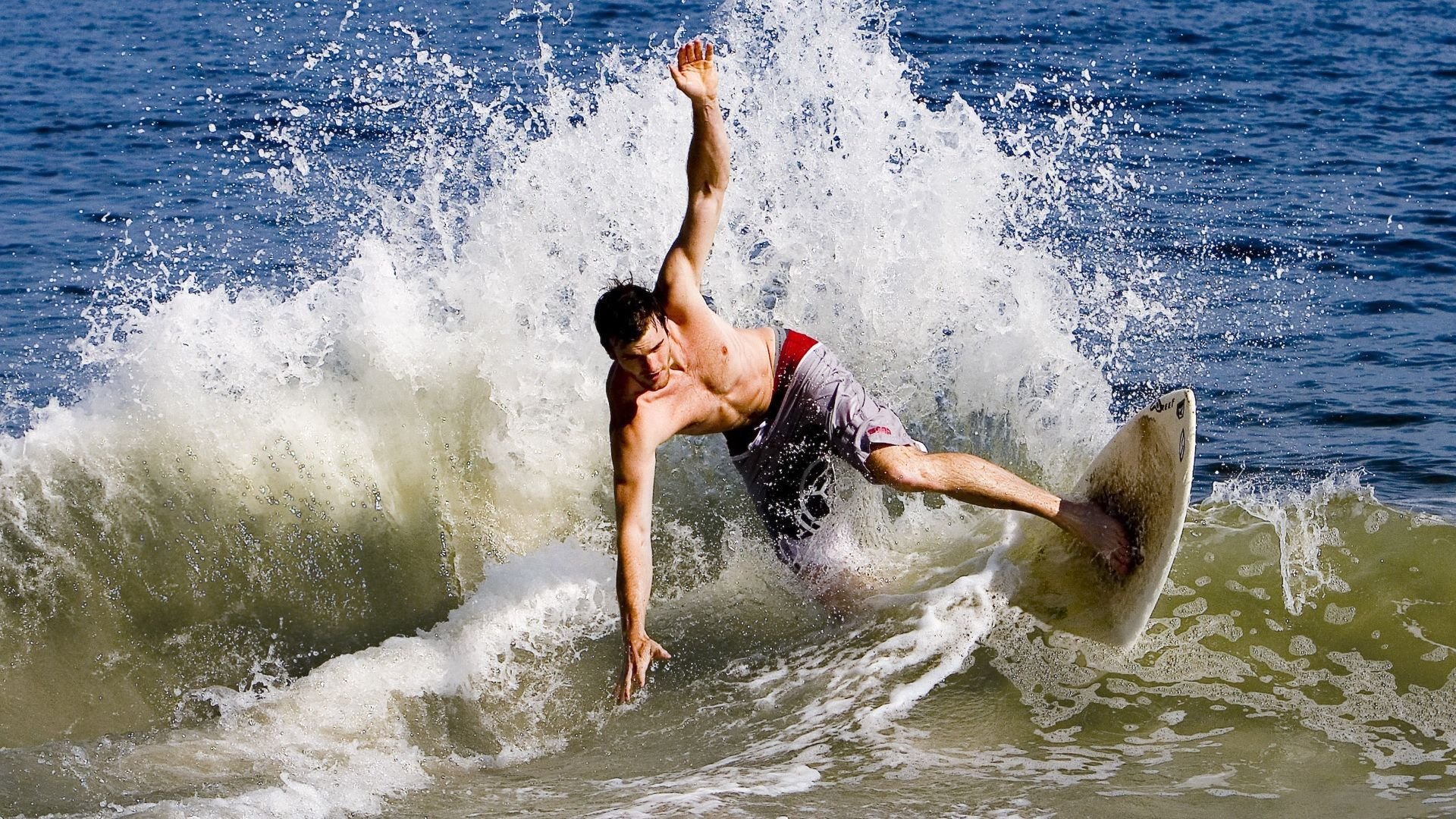 爱游戏官网充值-训练模拟器投入使用提升重复训练效率，模拟器训练是什么